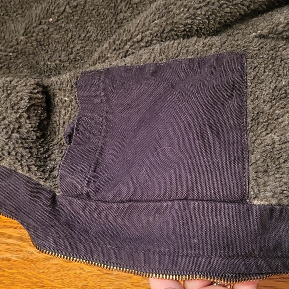 Carhartt Black Weathered Wildwood Jacket Size Medium - Picture 12 of 13